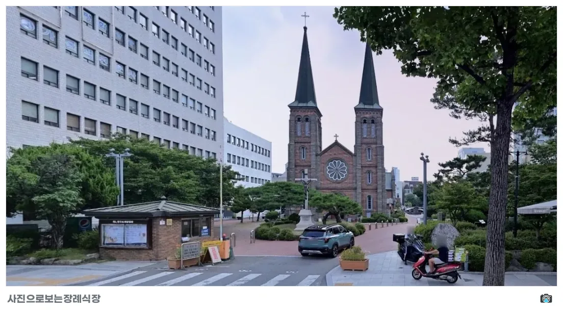 계산성당 연도실, 사진 1/1, 건물 전경